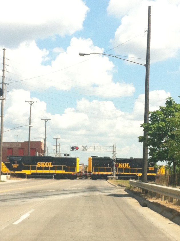 Train crossing on the Oklahoma/Kansas border